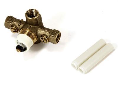 wet452_3.jpg Bathology_Wet452_ShowerFixture_3